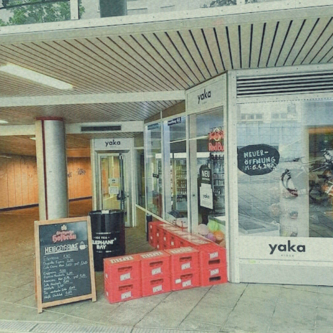 Yaka_Kiosk_Stuttgart_Altai-Hemp_S_32392544-aa01-4c57-8e7b-36c196f0a54a.jpg Altai-Hemp's