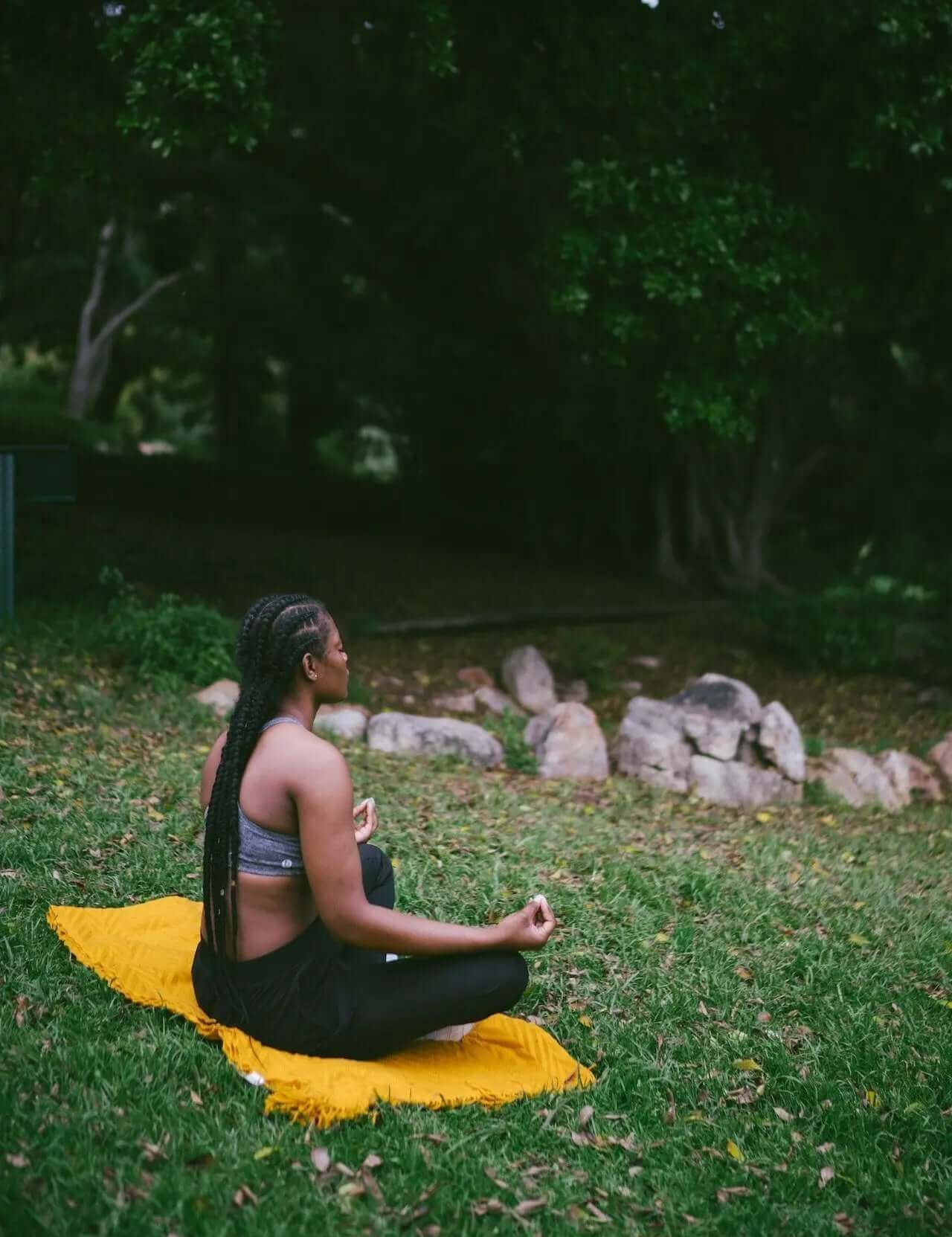 Entdecke die Kraft von CBD und Meditation Blog-Artikel Ratgeber